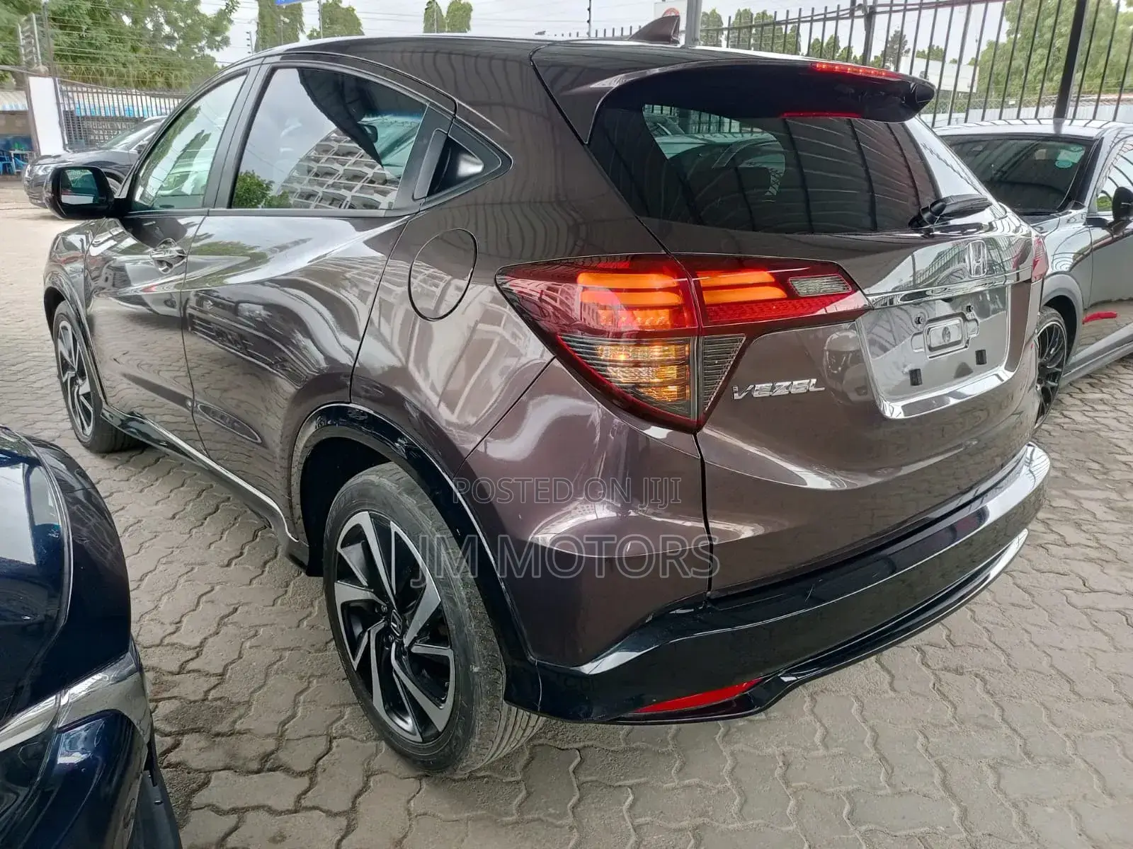 Honda Vezel 2017 Burgundy