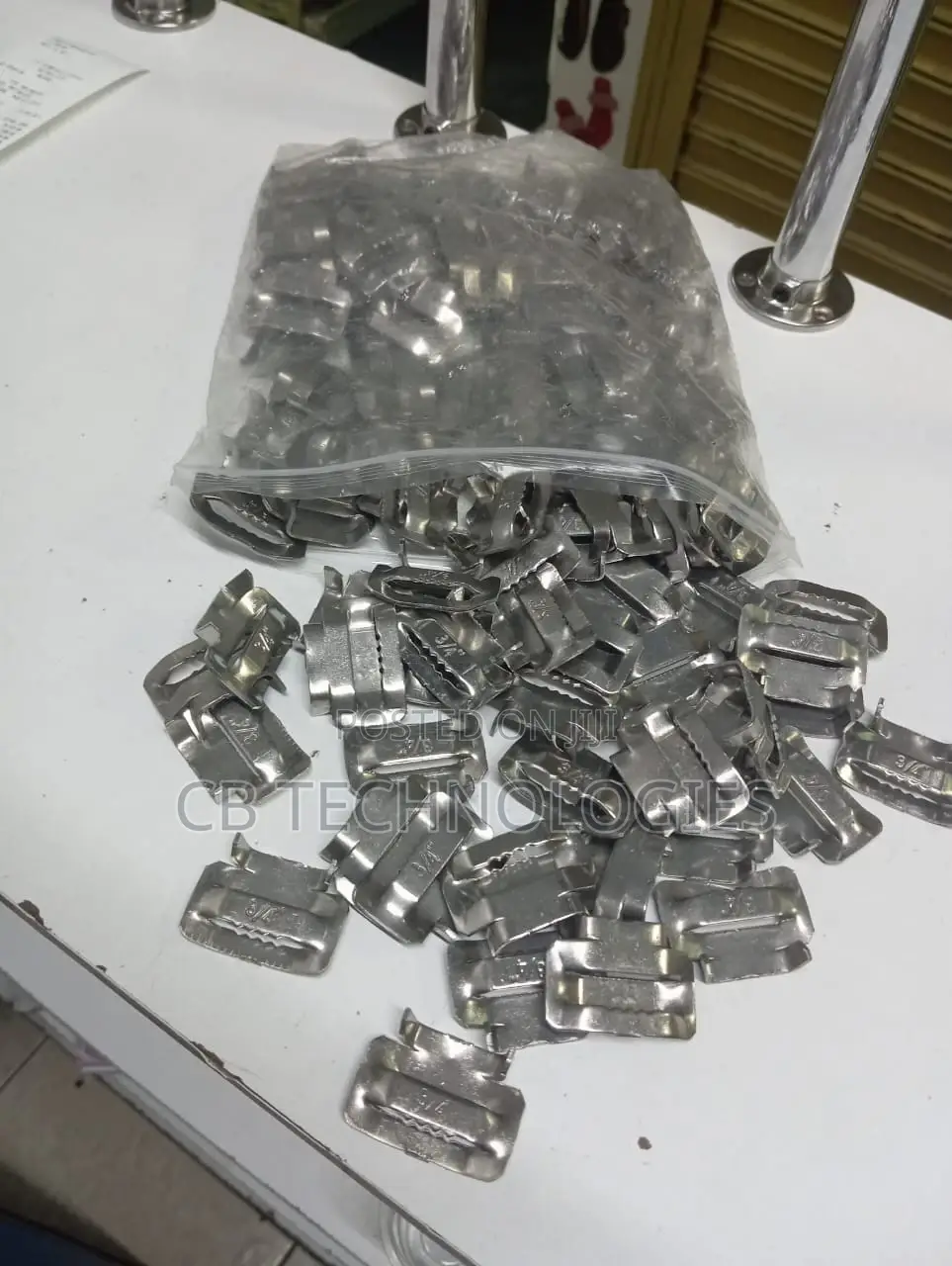 Fastening Steel Strap Buckles FTTH FTTB 100pcs
