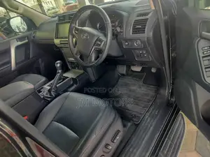 Toyota Land Cruiser 2018 Black