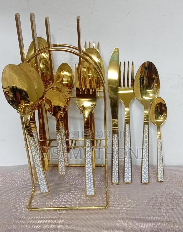 Gold 24 Pieces Cutlery Set