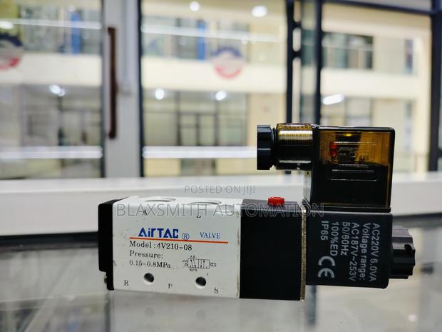 5 Way 2 Position Airtac Solenoid Valve 4v210-08 Dc24v Ac220v