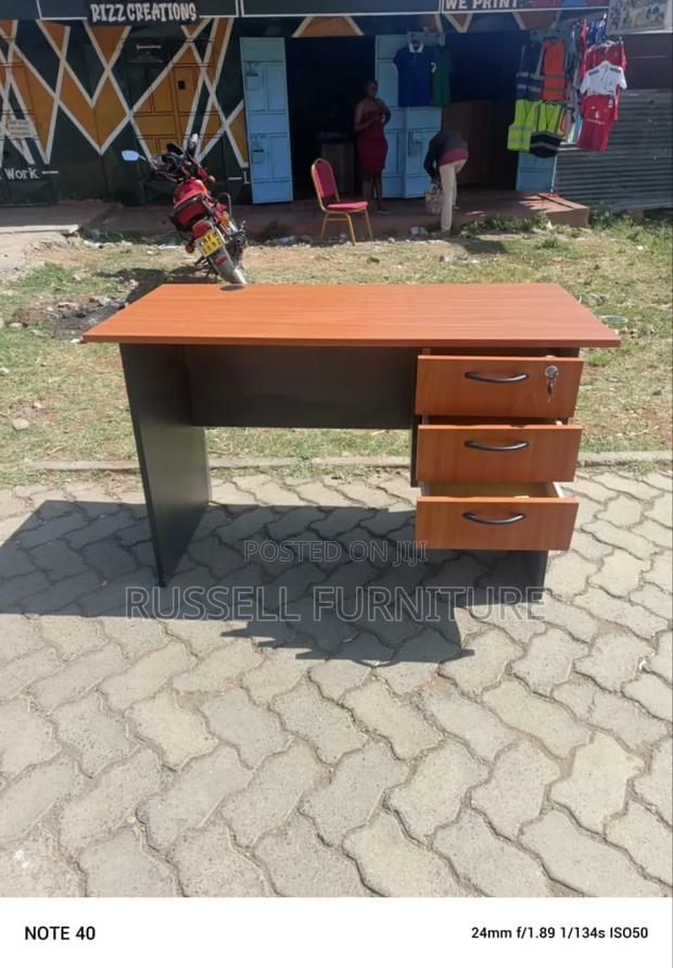 Sweet Study Table - main view