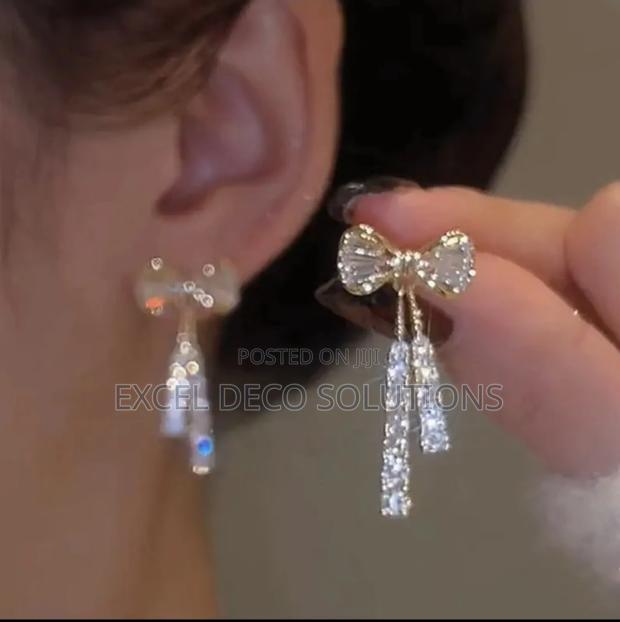Sweet Dangle Drop Earrings - thumbnail 2
