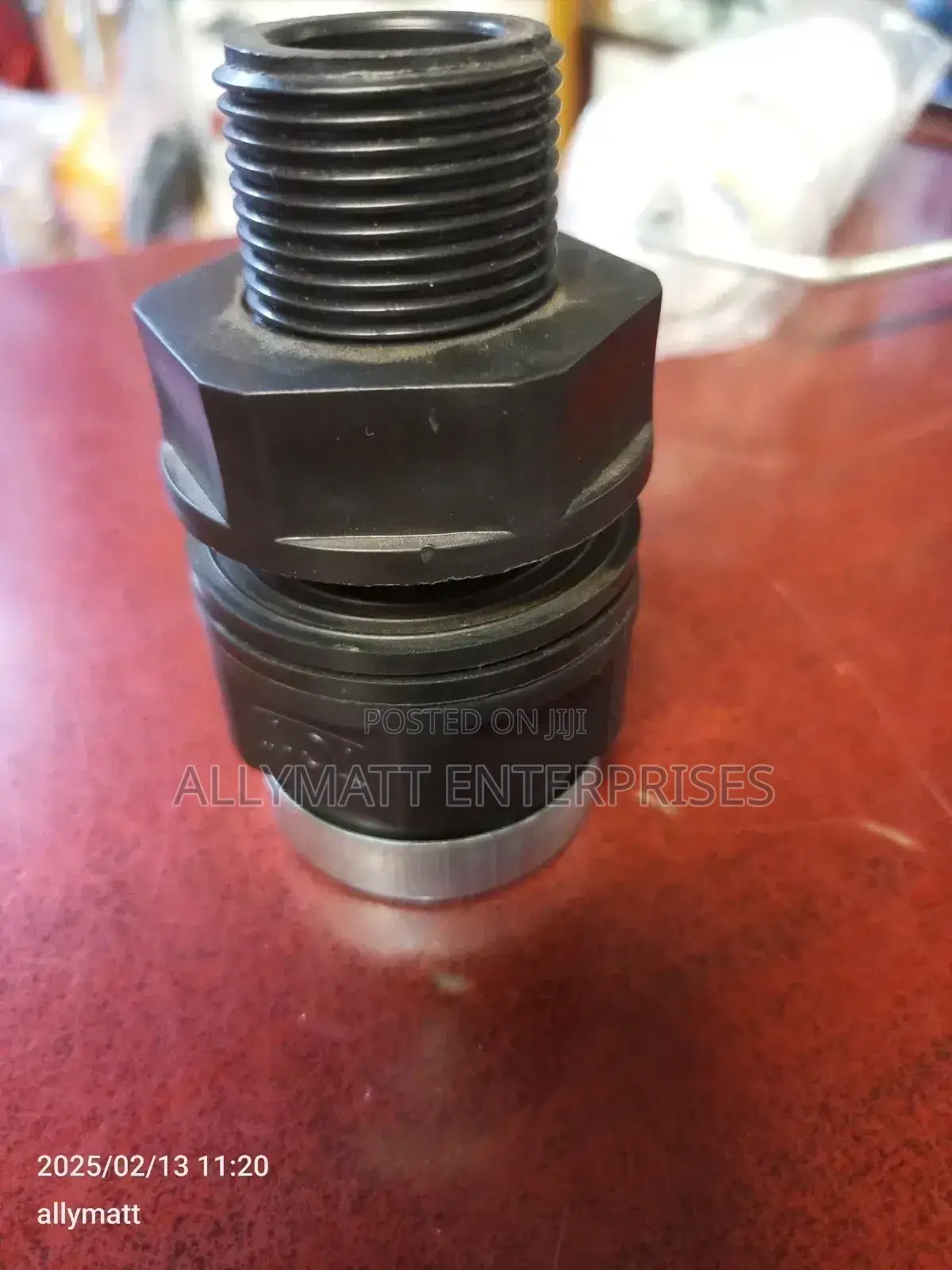 Tank Connector 1/2"