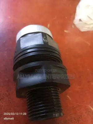 Tank Connector 1/2"
