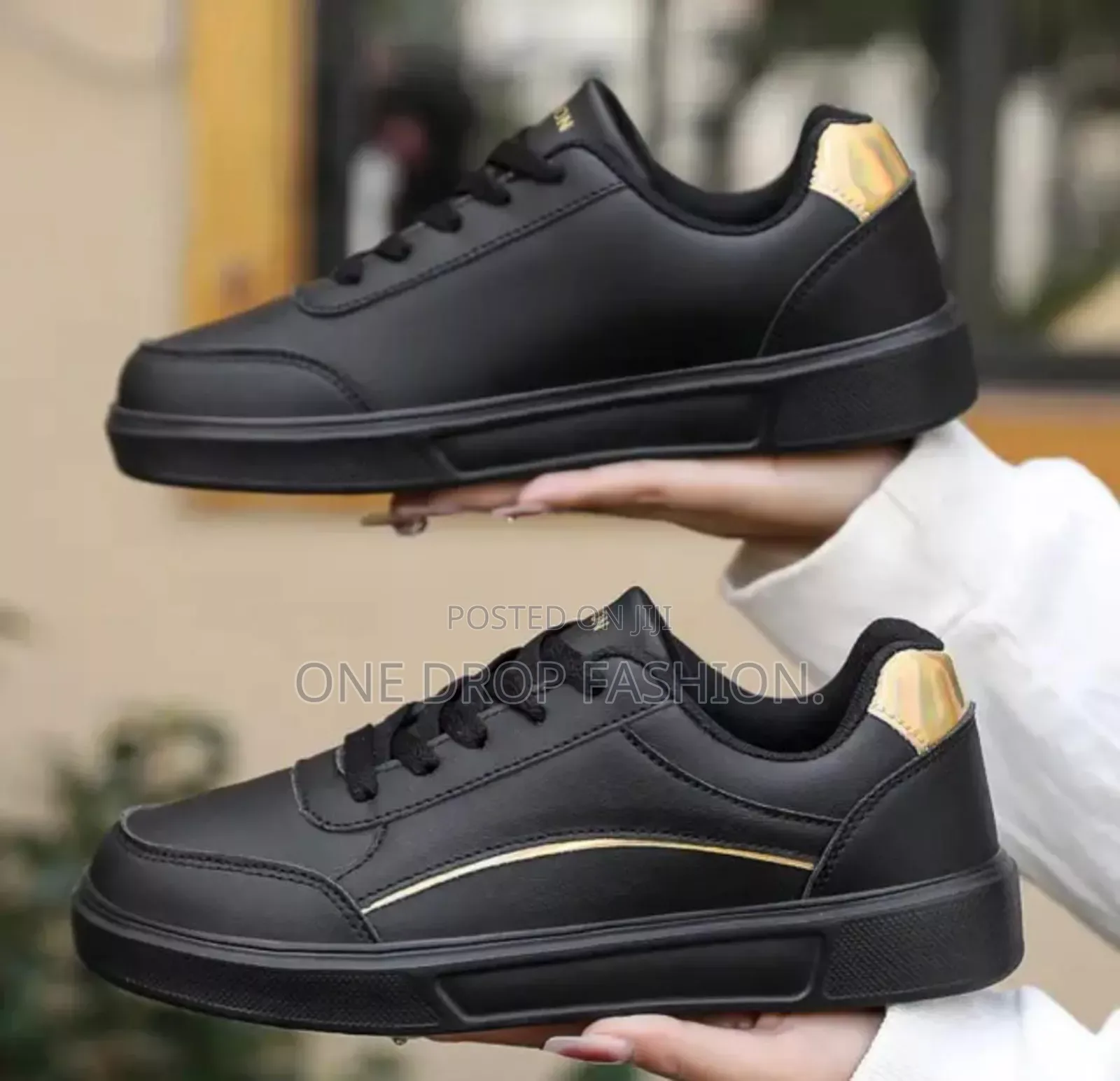 Trendy Sneakers Black