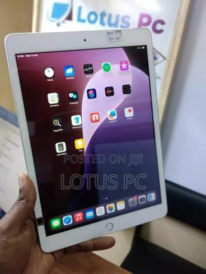 Apple iPad 10.2 (2019) 128 GB Silver - thumbnail 2