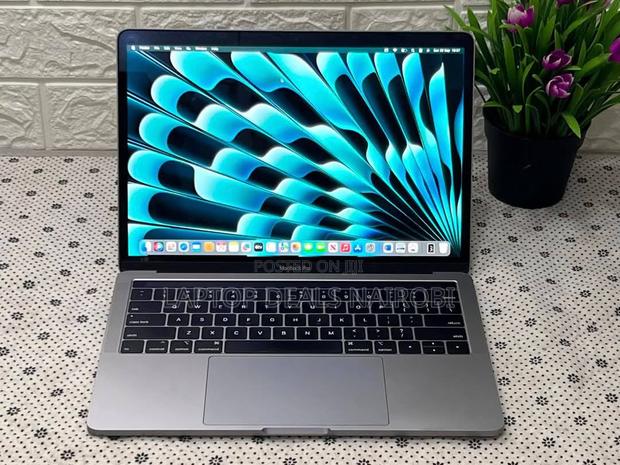 Laptop Apple MacBook Pro 2019 8GB Intel Core I5 SSD 256GB - thumbnail 3