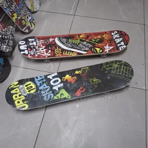 Skates Board*Skates Board