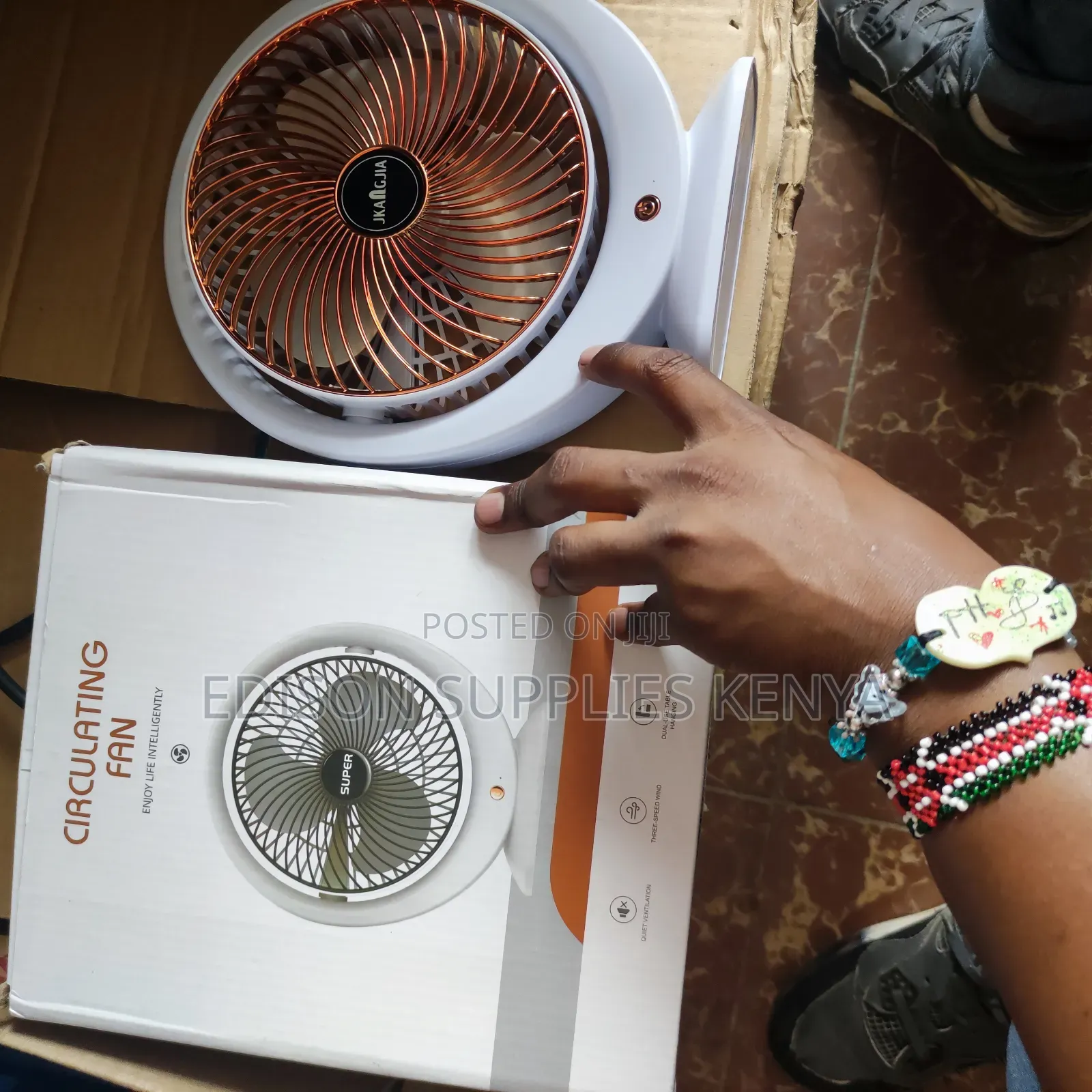 Table Fan Portable Rechargeable Desk Fan Rose Gold/White