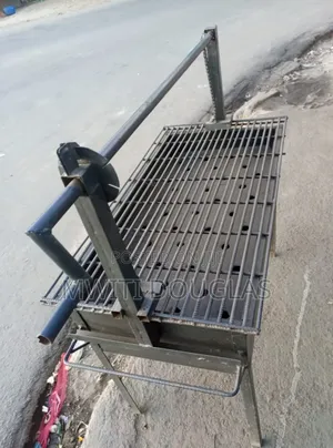 Top Robust Modern Mild Steel Choma Grill, Available Always
