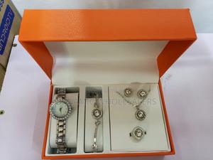 Exquisite Ladies Jewellery Set - thumbnail 2