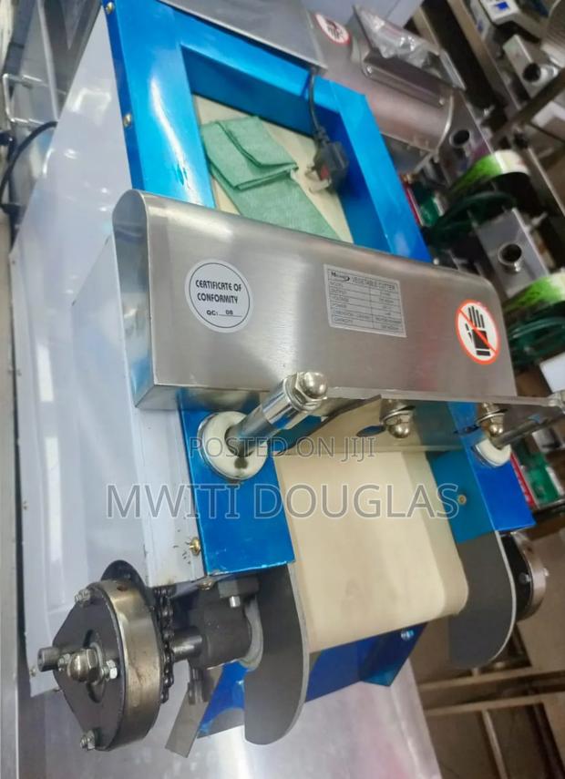 Top Robust Vegetables Cutter Machine - main view