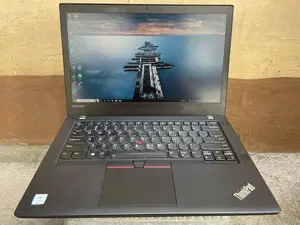 Laptop Lenovo ThinkPad T470 8GB Intel Core I5 SSHD (Hybrid) 500GB