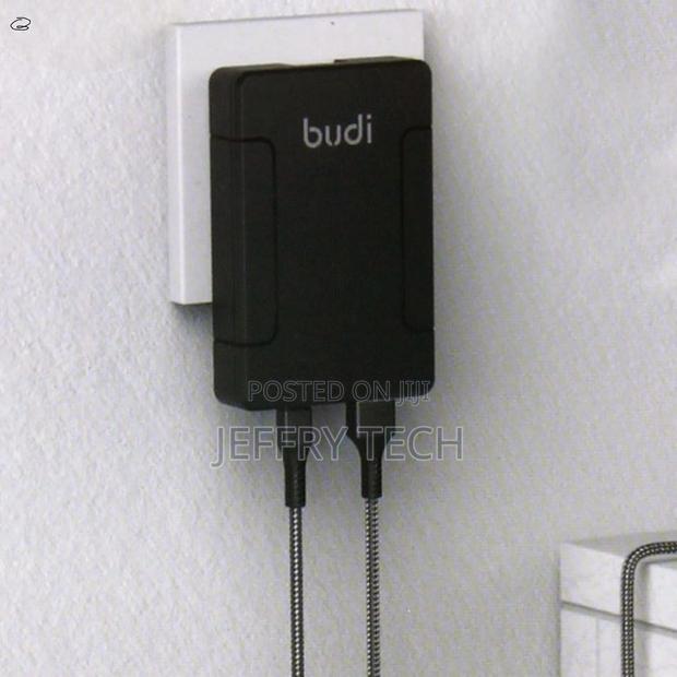 Budi 2-Port 65w-18w (PD+QC)Folding Changeable US/UK/AU Plug