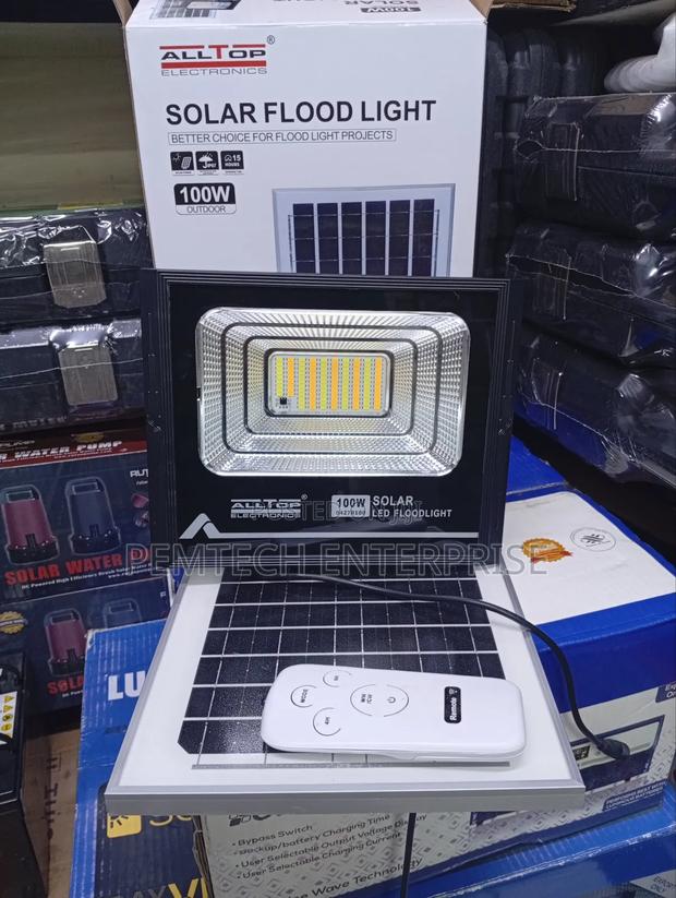100w Solar Floodlight - thumbnail 3