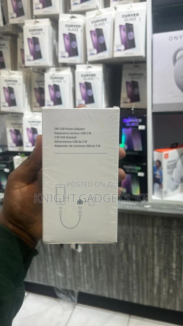 iPhone X -5w Usb Power Adapter/Lightning to Usb Cable - thumbnail 2