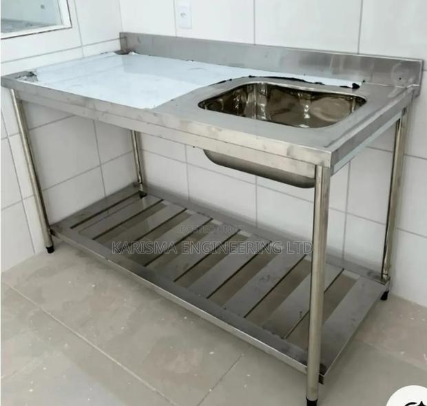 A Working Table With Splashback - main view