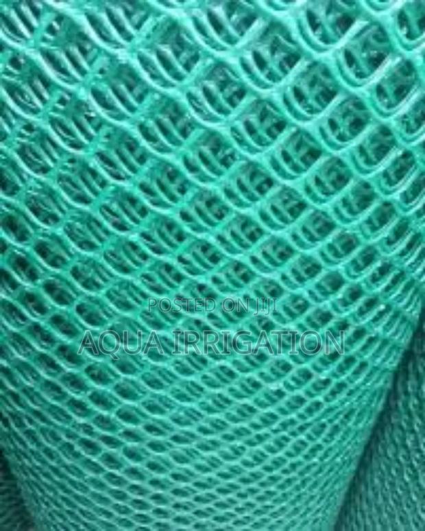 Stop Bird Damage – Get Reliable Netting Today!