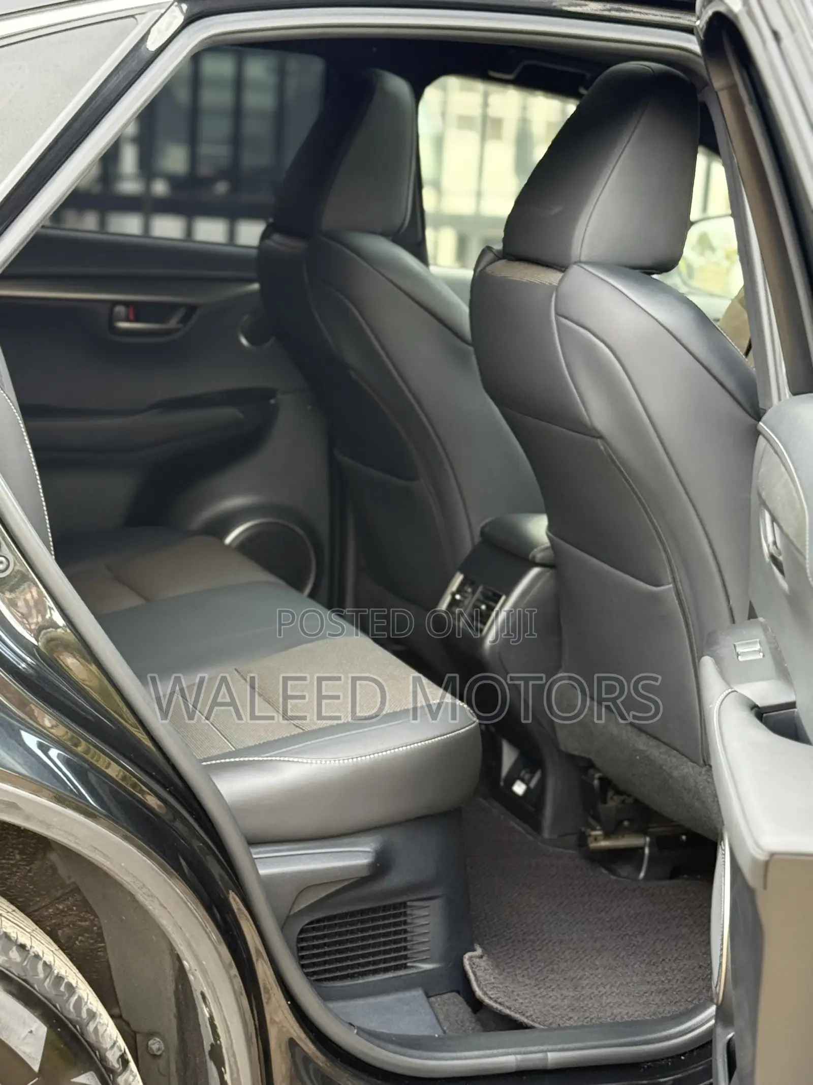 Lexus NX 300h Base 4x4 (2.5L 4cyl 2A) 2018 Black