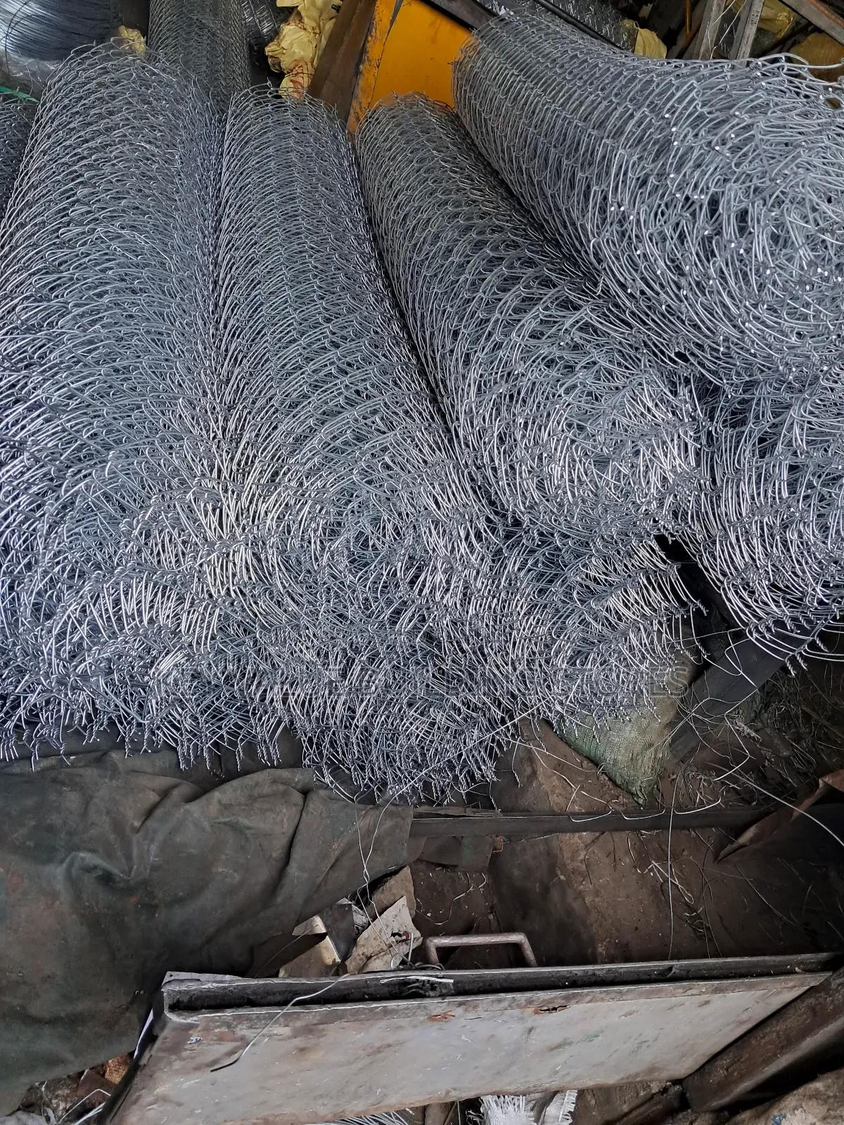 Top Quality Galvanized Chainlink 12.5g Mesh 80*80 7ft
