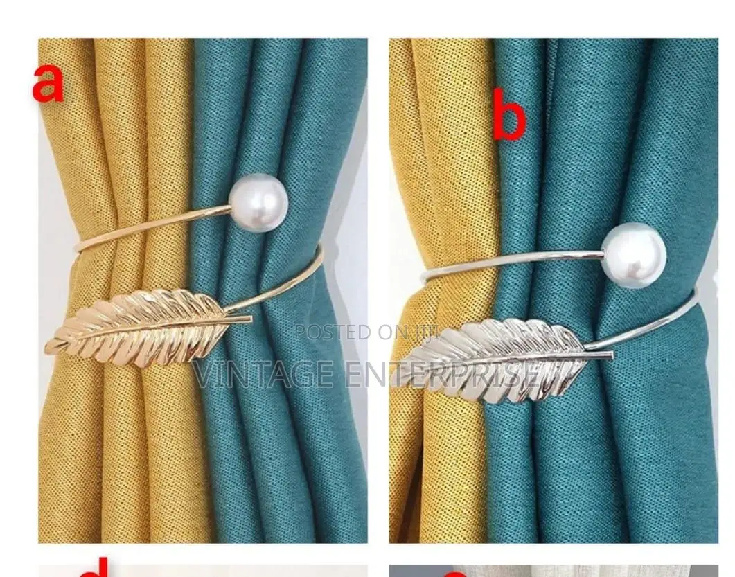 Metallic Buckle Curtain Holder