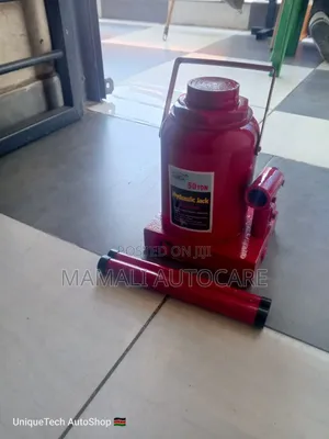 Heavy-Duty 50 Ton Hydraulic Car Jack, Ultimate Lifting Power
