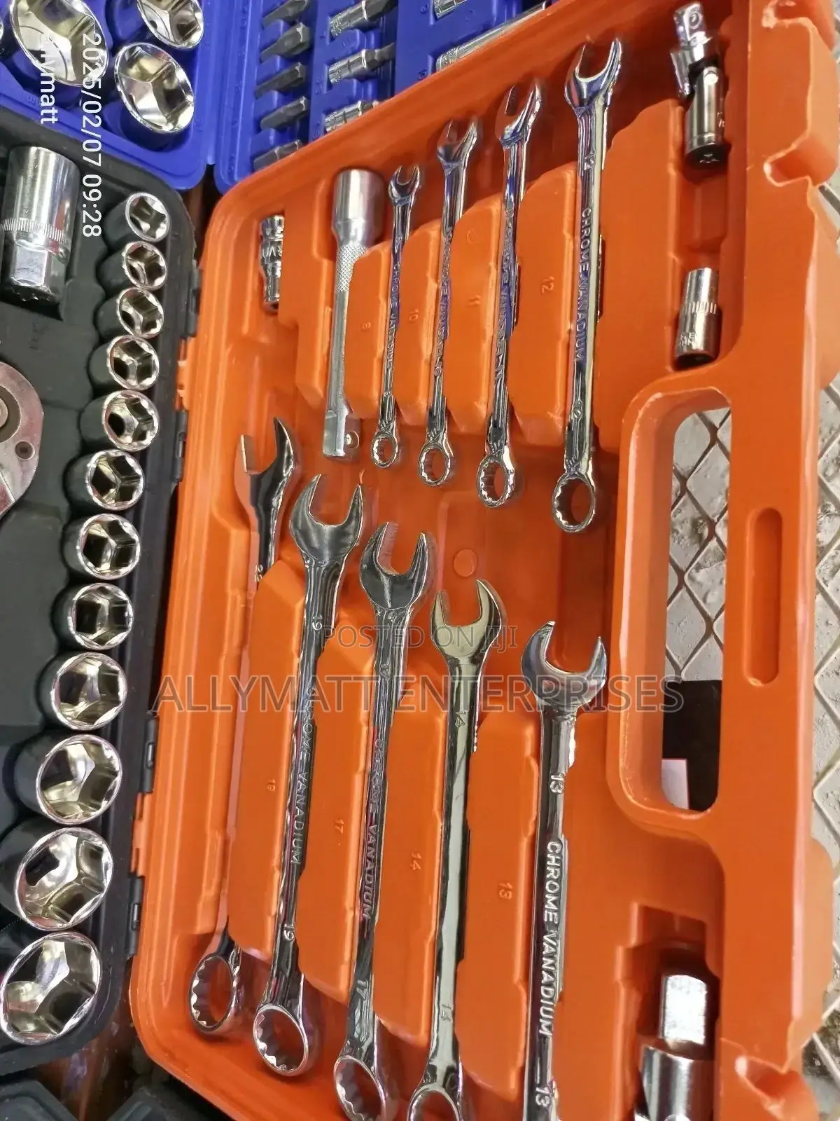 82pcs Socket And Spanner