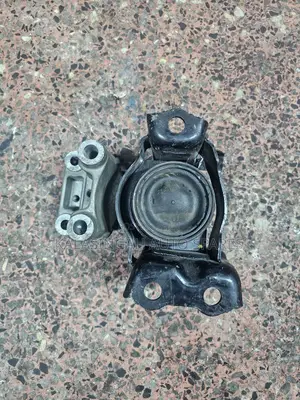 Engine Mounting Nissan  Note E12