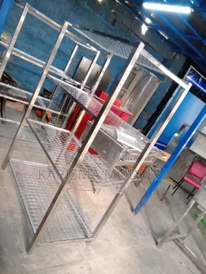 Customized Wire Meshed Racks