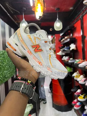 New Balance 740 Unisex Sneakers