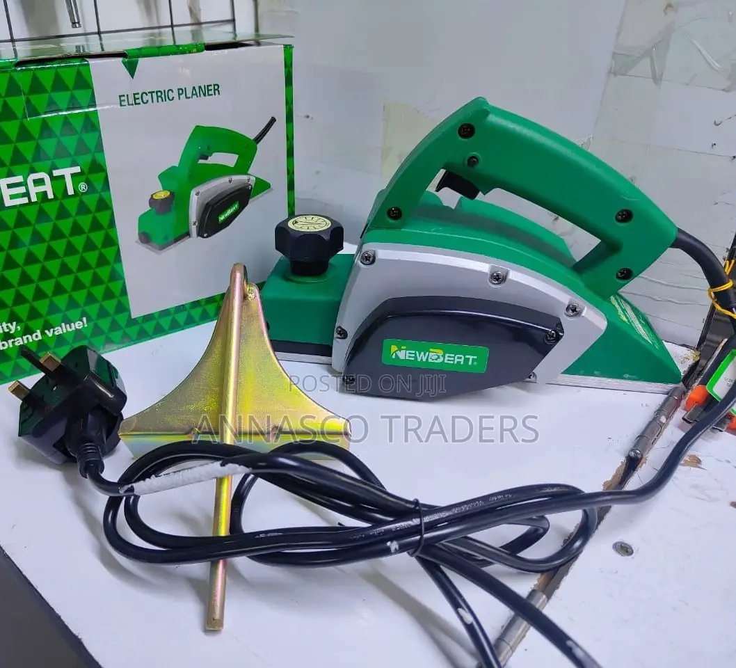 Newbeat Wood Planer
570 Watts