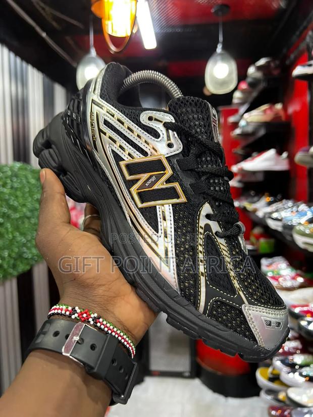 New Balance 740 Unisex Sneakers - thumbnail 3