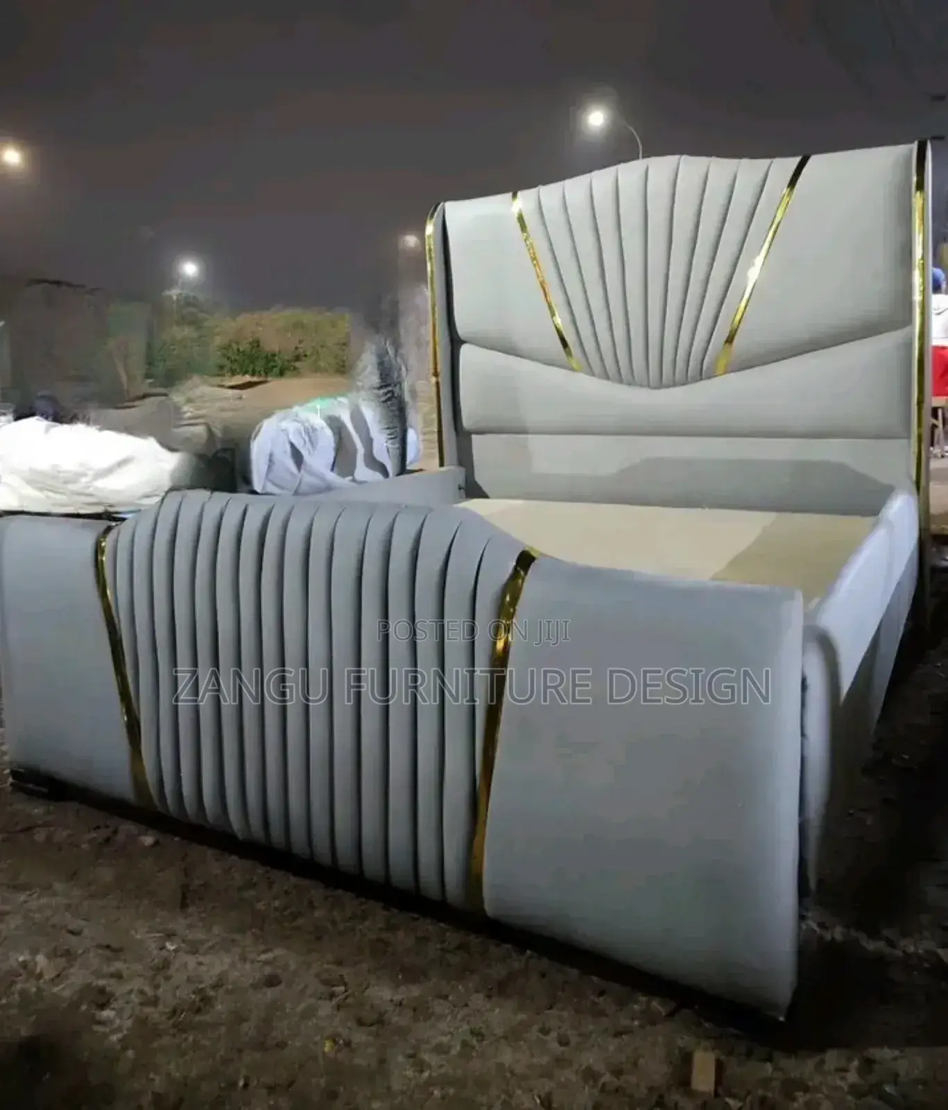 Awestricking Beds