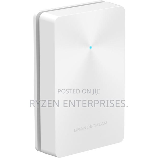 Gwn7624 In-Wall Access Point - main view