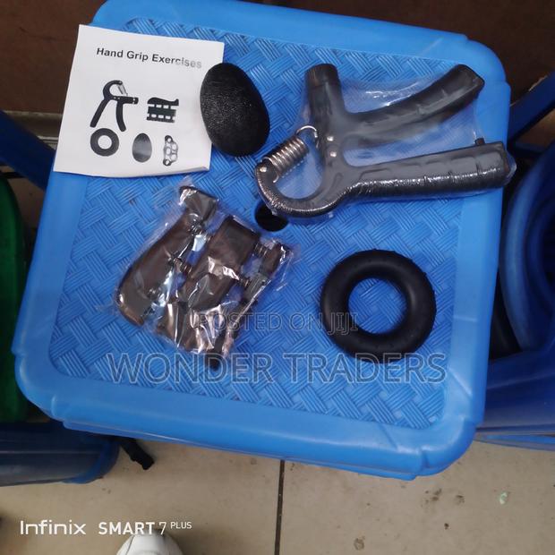 Digital Hand Grips With Counter Adjustable