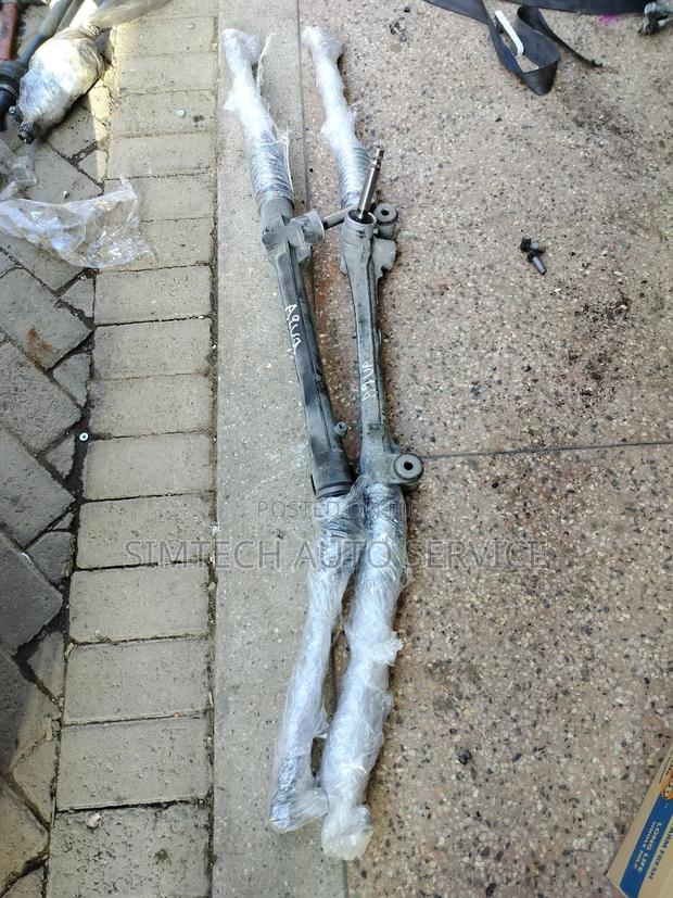 Toyota Aqua Hybrid Steering Rack
