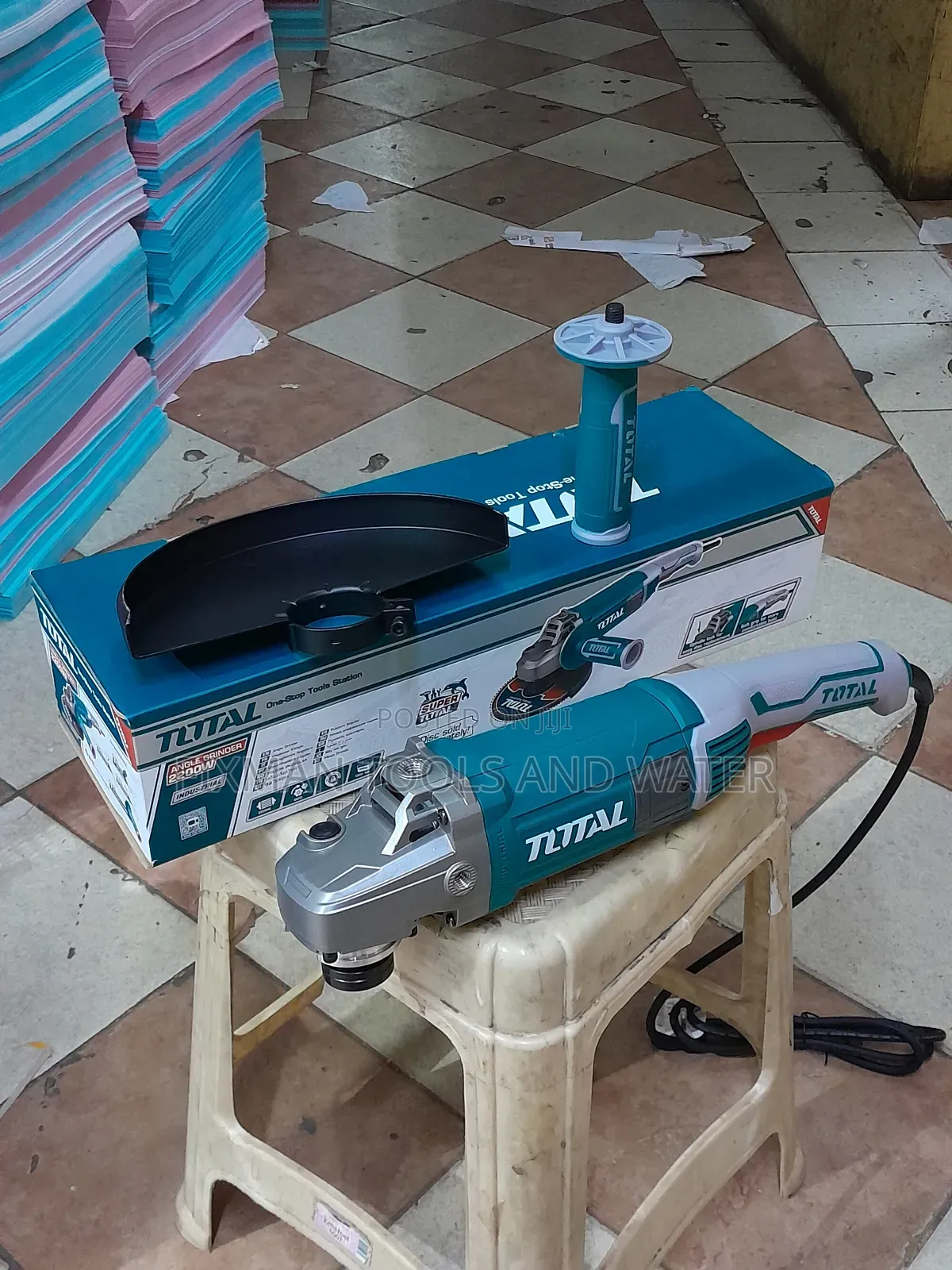 Chaser Total Angle Grinder 2200 Watts And 9 Inches Disc