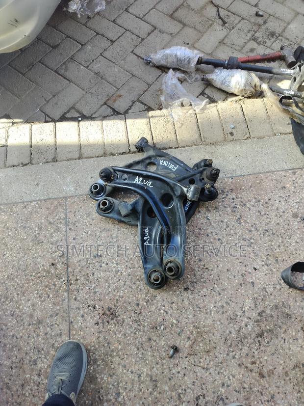 Toyota Aqua Hybrid Front Arms