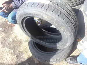 235/55r18 Centara