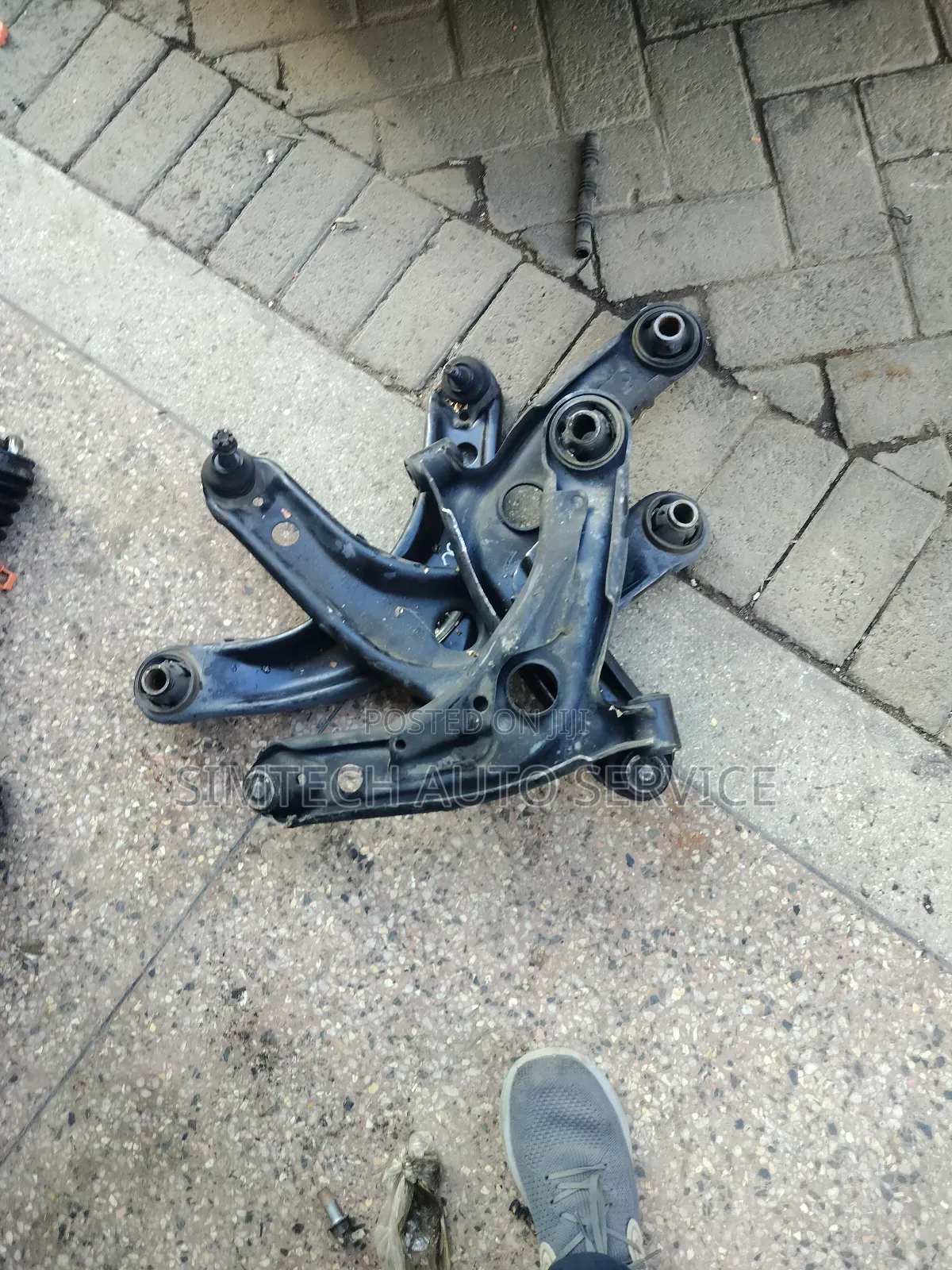 Toyota Fielder Hybrid Front Arms