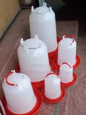 Plastic Chicken Poultry Duck Goose Manual Waterer - 9 Litres