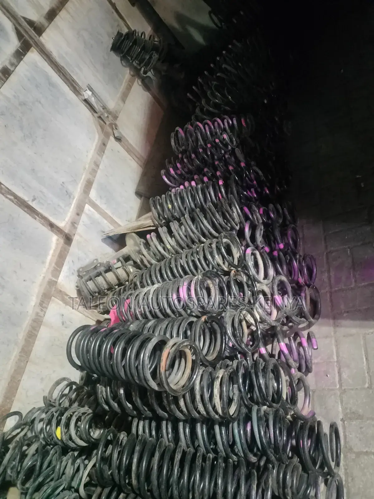Toyota Noah 2018 Coil Springs