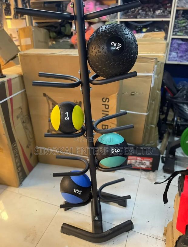 Medicine Ball Storage Rack – 10 Ball – Vertical - main view