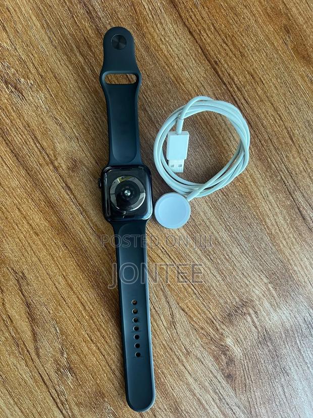 Apple Watch Series5 44mm Cellular - thumbnail 2