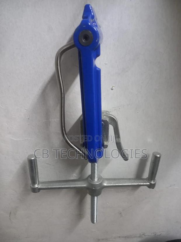 Screw Type Banding Tool