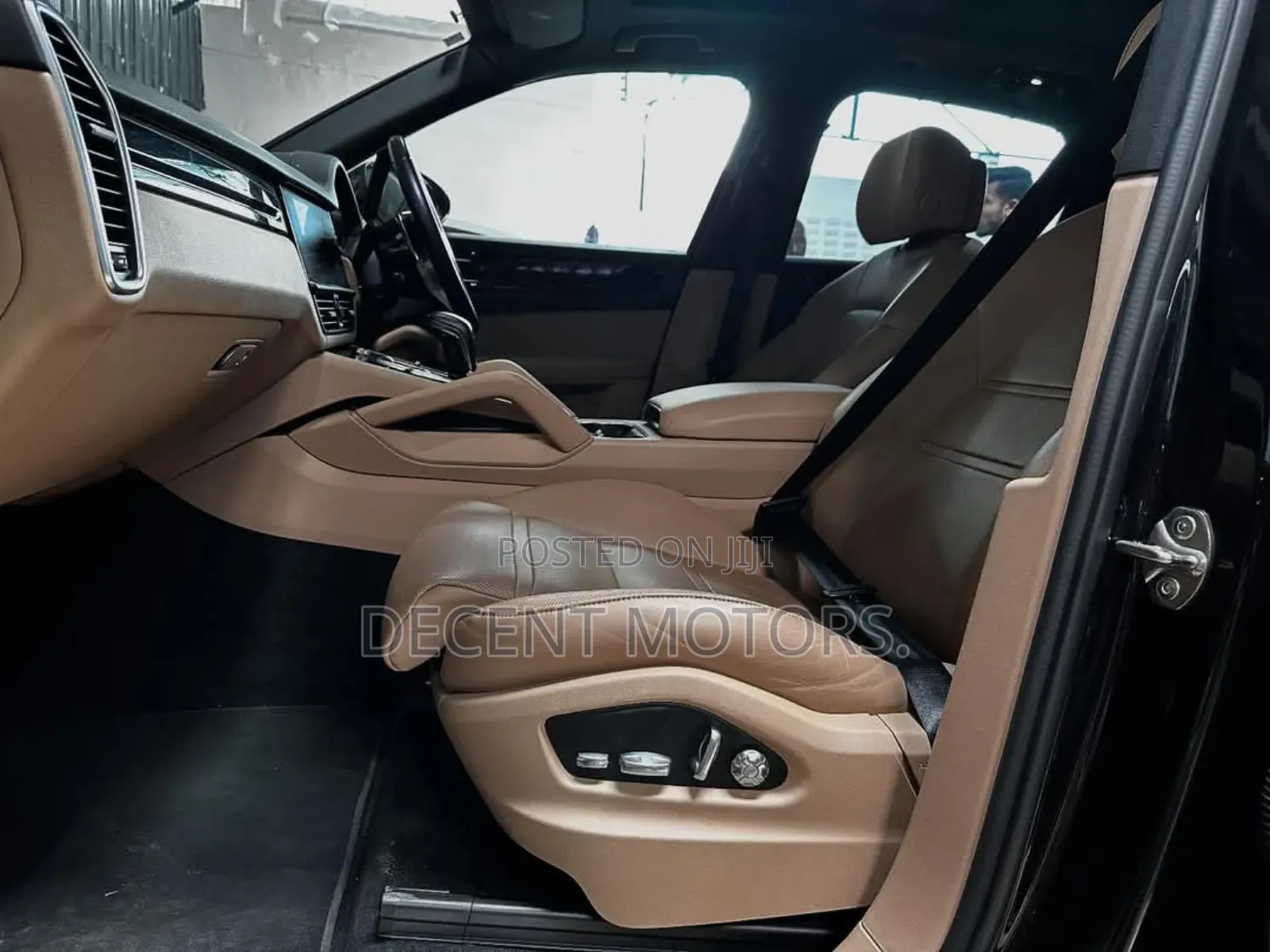 Porsche Cayenne Platinum Edition AWD 2018 Black