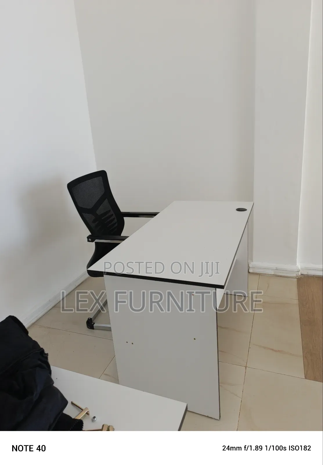 Padded Arm Office Chair Plus Office Desk