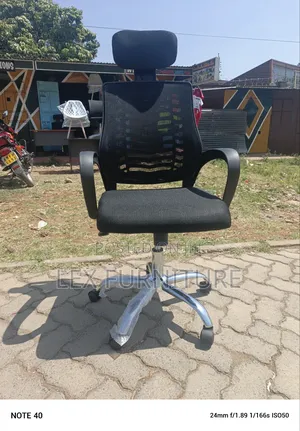 Executive Office Chair With Headrest