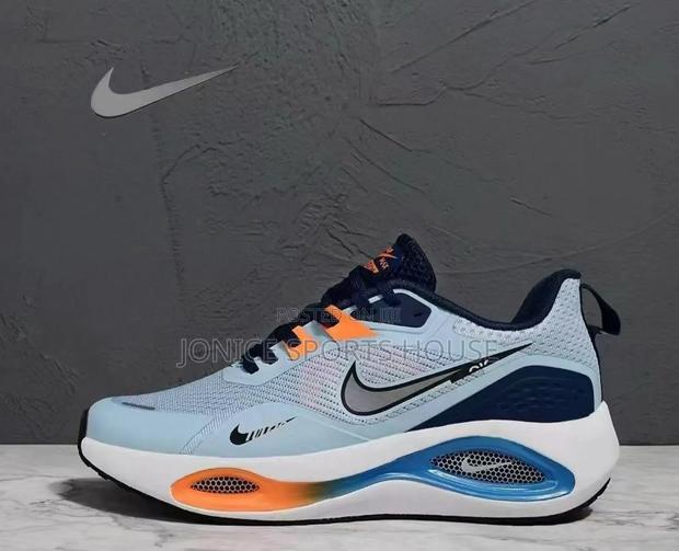 Nike Air Max Flow - main view